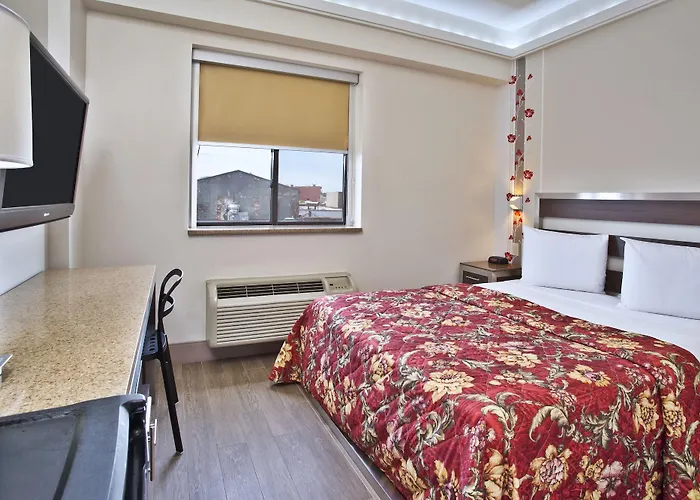 Brooklyn Motor Inn